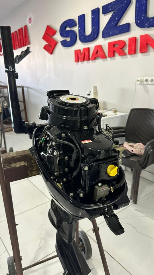 Tohatsu 8  HP
